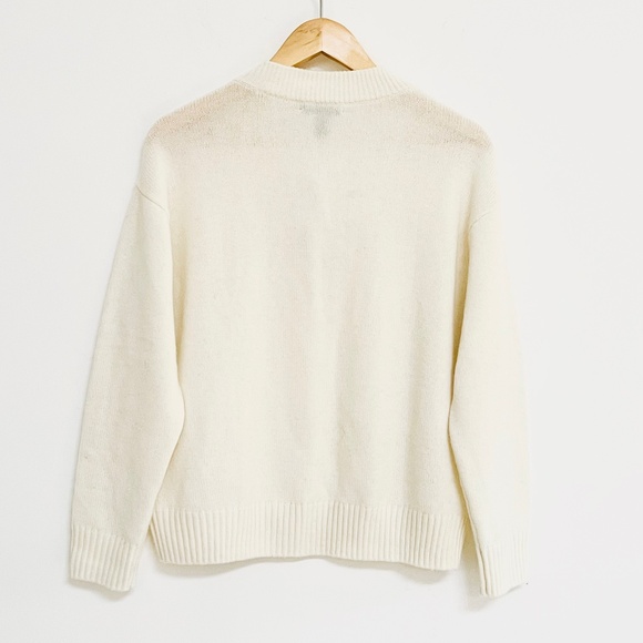 Luxurious 100% Cashmere Drop Shoulder V Neck Sweater By Aqua in Ivory - Picture 9 of 9